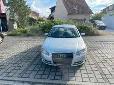Gebraucht Audi A4 102 PS (75 kW) 2006 Silber Limousine