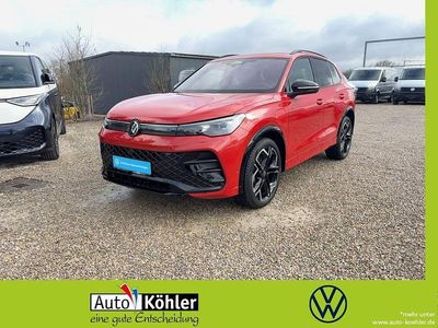 Gebraucht VW Tiguan R-line 271 PS (199 kW) 2025 Persimmon red metallic SUV
