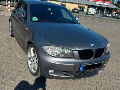 Gebraucht BMW 118 M Sport 143 PS (105 kW) 2011 Grau Kleinwagen