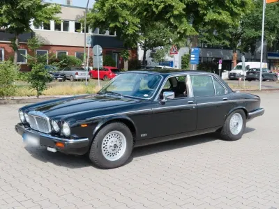 Gebraucht Jaguar XJ12 264 PS (194 kW) 1992 Schwarz Limousine