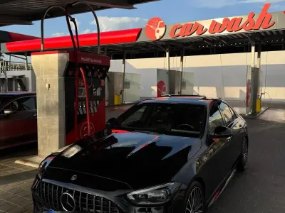 Gebraucht Mercedes C300 AMG line 258 PS (189 kW) 2021 Schwarz Limousine
