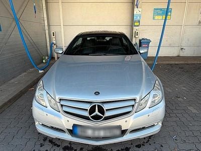 Gebraucht Mercedes E350 292 PS (214 kW) 2009 Silber Coupé