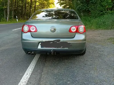 Gebraucht VW Passat 140 PS (102 kW) 2006 Grün Limousine