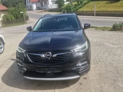 Gebraucht Opel Grandland X Business Innovation 131 PS (96 kW) 2018 Schwarz SUV