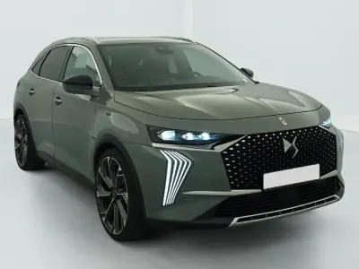 Gebraucht DS Automobiles DS7 Crossback Rivoli 200 PS (147 kW) 2024 Grau (gris laque) SUV