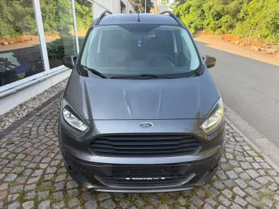 Gebraucht Ford Tourneo Courier Sport 101 PS (74 kW) 2018 Grau Van / Kleinbus