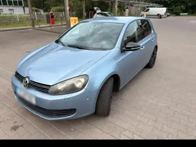 Gebraucht VW Golf VI 122 PS (89 kW) 2009 Blau Kleinwagen