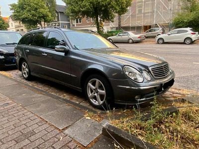 Mercedes E280