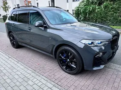 Gebraucht BMW X7 Performance 400 PS (294 kW) 2021 Grau SUV