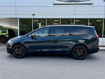 Chrysler Pacifica