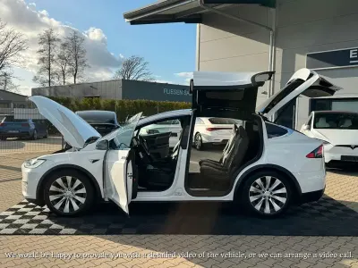 Käytetty Tesla Model X