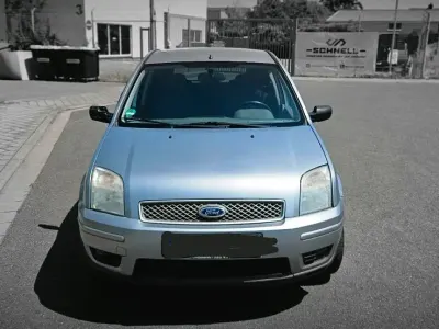 Gebraucht Ford Fusion 80 PS (58 kW) 2005 Silber Kleinwagen