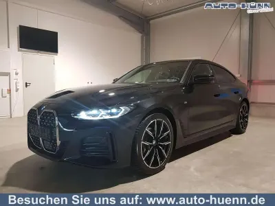 Gebraucht BMW 420 M Sport 190 PS (139 kW) 2021 Saphir schwarz metallic Coupé
