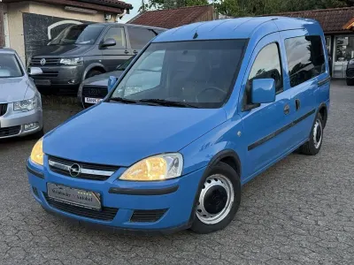 Gebraucht Opel Combo 75 PS (55 kW) 2005 Blau Van / Kleinbus
