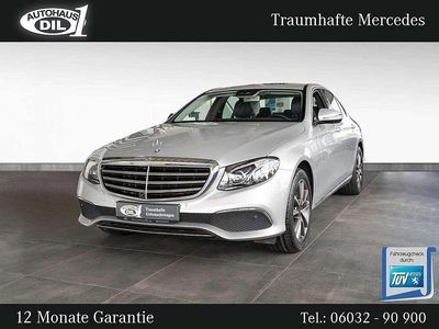 Gebraucht Mercedes E220 194 PS (142 kW) 2018 Silber (iridiumsilber  metalliclack) Limousine
