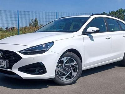 Neu Hyundai i30 101 PS (74 kW) 2025 Weiß Kombi
