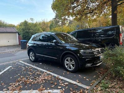 Schwarz Gebraucht 2017 VW Tiguan Highline SUV | 22.900 € (Fairer Preis)