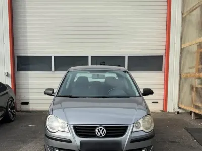 Gebraucht VW Polo 69 PS (50 kW) 2007 Silber Kleinwagen
