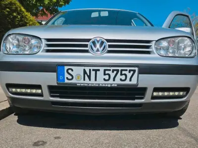 Używany VW Golf IV Edition 116 KM (85 kW) 2000 Srebrny Sedan/Limuzyna