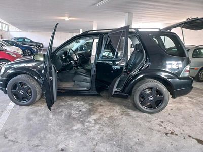 Gebraucht Mercedes ML55 AMG AMG 347 PS (255 kW) 2001 Schwarz SUV