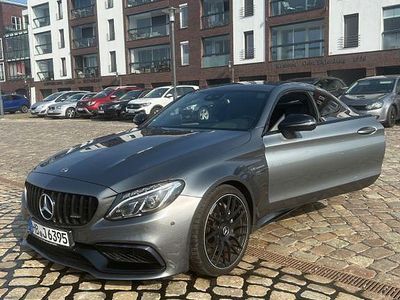 Mercedes C63 AMG
