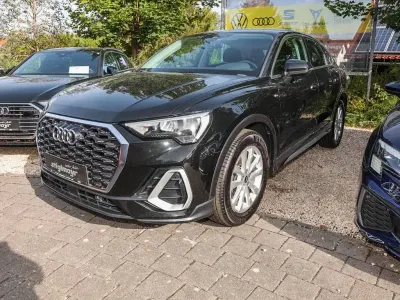 Gebraucht Audi Q3 Sportback S-Line 150 PS (110 kW) 2022 Mythosschwarz metallic SUV