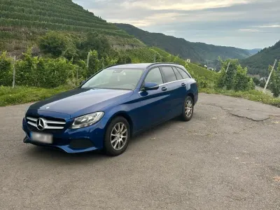 Gebraucht Mercedes C220 170 PS (125 kW) 2016 Blau Kombi