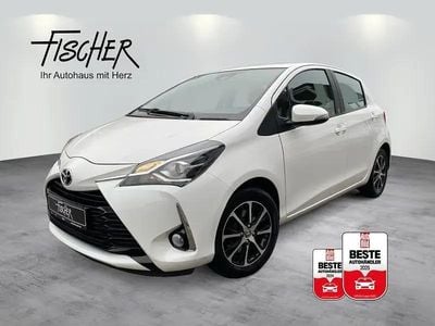 Gebraucht Toyota Yaris Team 112 PS (82 kW) 2018 Super white 2 Kleinwagen