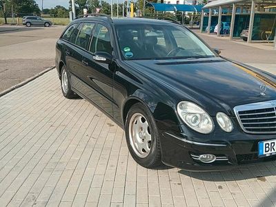 Mercedes E200