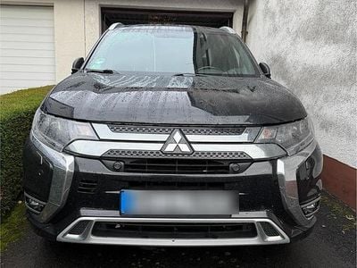 Mitsubishi Outlander P-HEV