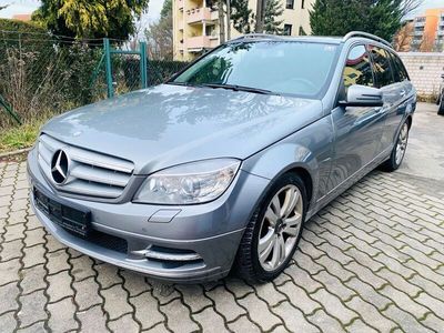 Mercedes C200