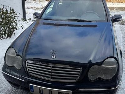 Blau Gebraucht 2000 Mercedes C240 Elegance Limousine | 1.500 € (Superpreis)