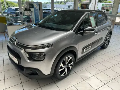 Gebraucht Citroën C3 PureTech 110 PS (80 kW) 2022 Stahl grau Kleinwagen