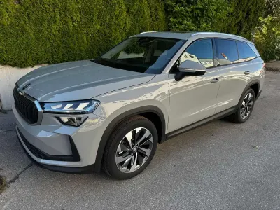 Neu Skoda Kodiaq Selection 193 PS (141 kW) 2026 Stahlgrau SUV