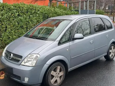 Gebraucht Opel Meriva 100 PS (73 kW) 2004 Silber Van / Kleinbus