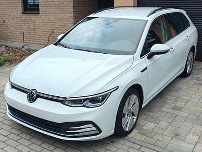 Gebraucht VW Golf VIII Style 150 PS (110 kW) 2022 Weiß Kombi