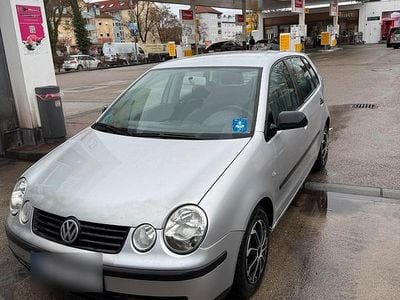 Gebraucht VW Polo 65 PS (47 kW) 2003 Silber Limousine