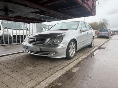 Gebraucht Mercedes C200 122 PS (89 kW) 2005 Silber Limousine