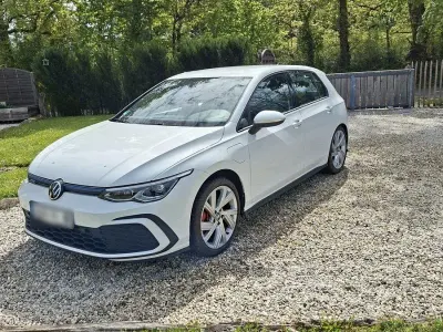 Gebraucht VW Golf VII GTE 245 PS (180 kW) 2021 Weiß Kleinwagen