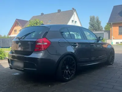 Gebraucht BMW 123 M Sport 204 PS (150 kW) 2008 Grau Kleinwagen