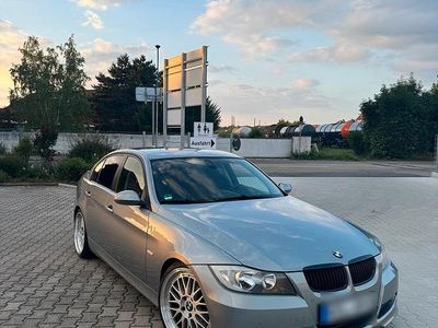Second-hand BMW 325 218 CP (160 kW) 2005 Berlinǎ