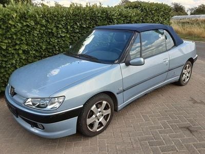 Gebraucht Peugeot 306 Cabriolet 110 PS (80 kW) 2002 Grau Cabrio