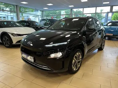 Usata Hyundai Kona Trend 100 kW (136 CV) 2022 Nero SUV