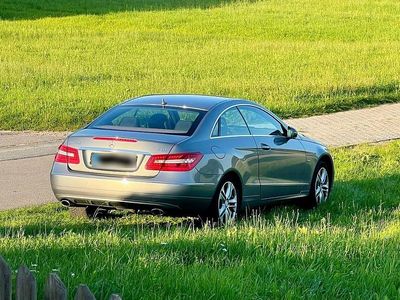 Usata Mercedes E350 231 CV (169 kW) 2009 Grigio Coupé