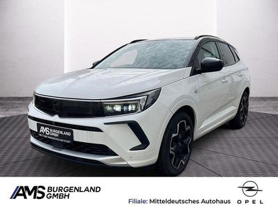 Second-hand Opel Grandland X Ultimate 300 CP (220 kW) 2022 Alb SUV