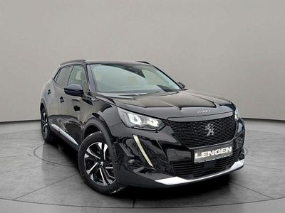 Schwarz Gebraucht 2021 Peugeot e-2008 Allure SUV | 15.800 € (Guter Preis)