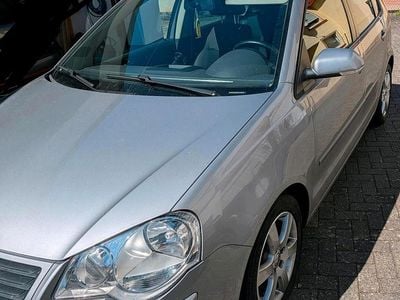 Second-hand VW Polo 70 CP (51 kW) 2009 Gri Hatchback