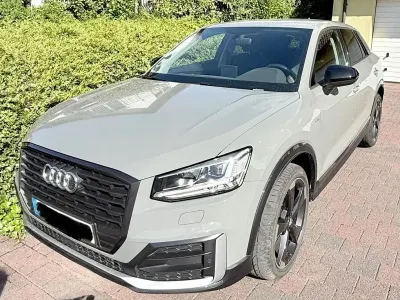 Gebraucht Audi Q2 S-Line 150 PS (110 kW) 2018 Grau SUV
