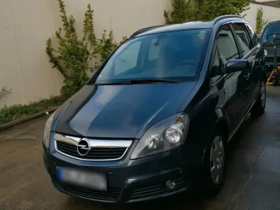 Usata Opel Zafira 120 CV (88 kW) 2006 Grigio Monovolume
