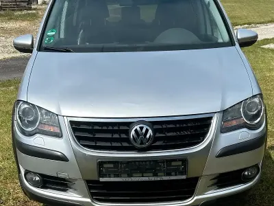 Używany VW Touran Cross 170 KM (125 kW) 2009 Szary Minivan